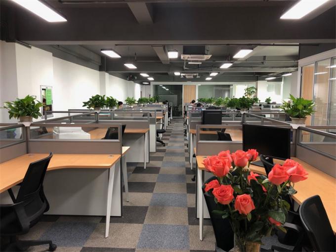 Penggunaan Bedah Perut 12mm OEM Hasson Trocar Disposable Laparoscopic Trocar 9